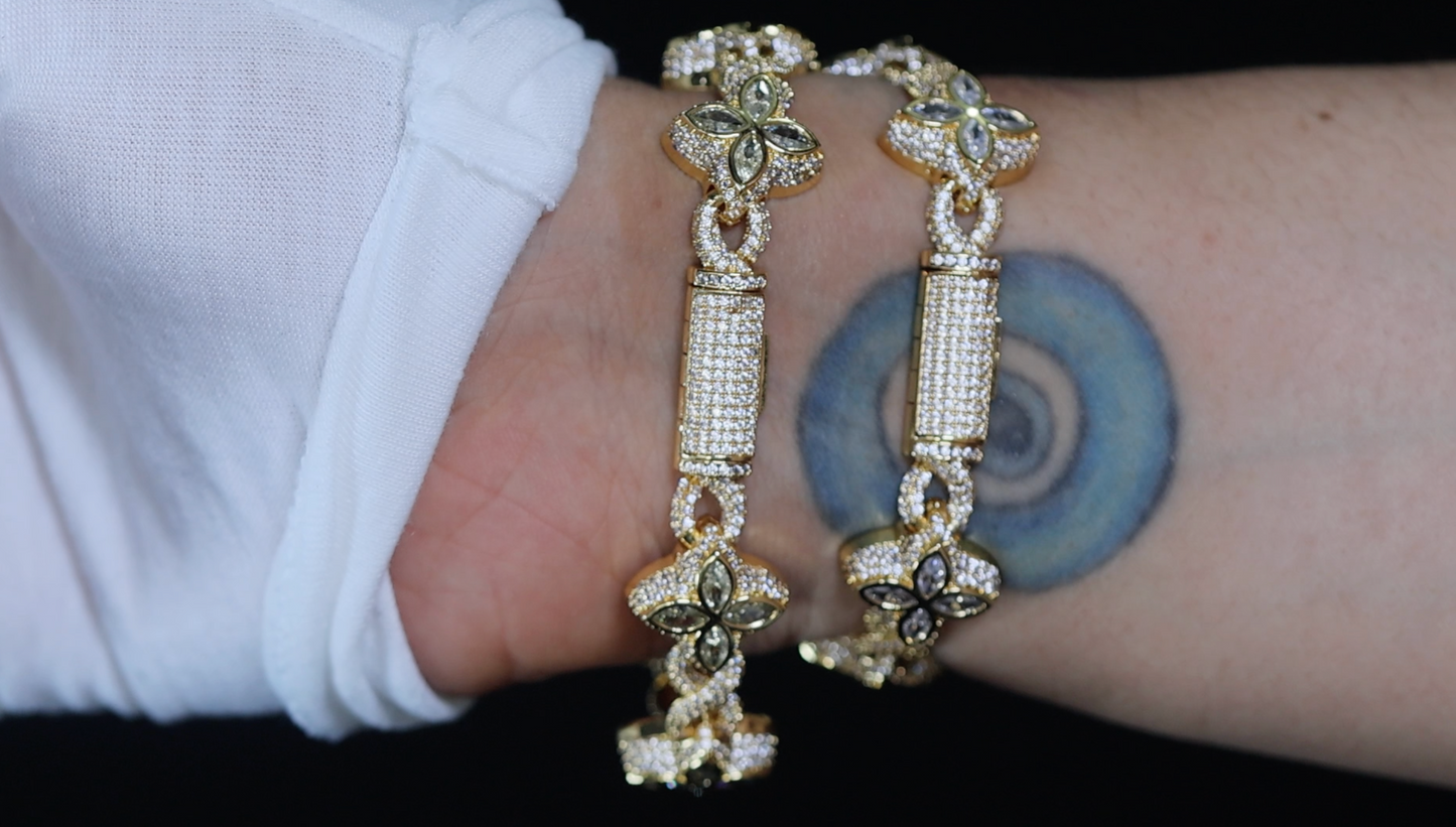 Gold Diamond Clover Bracelet