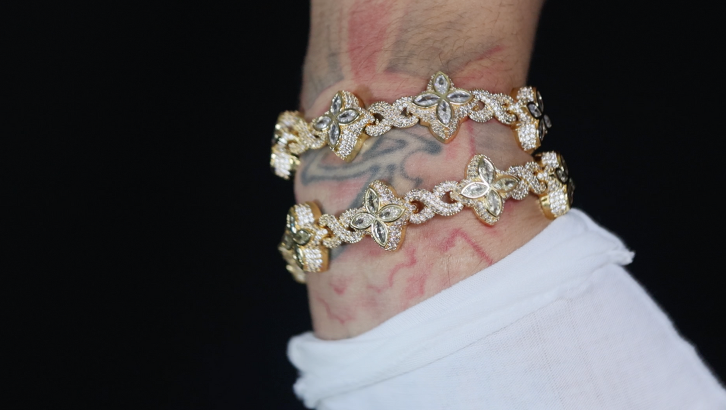 Gold Diamond Clover Bracelet