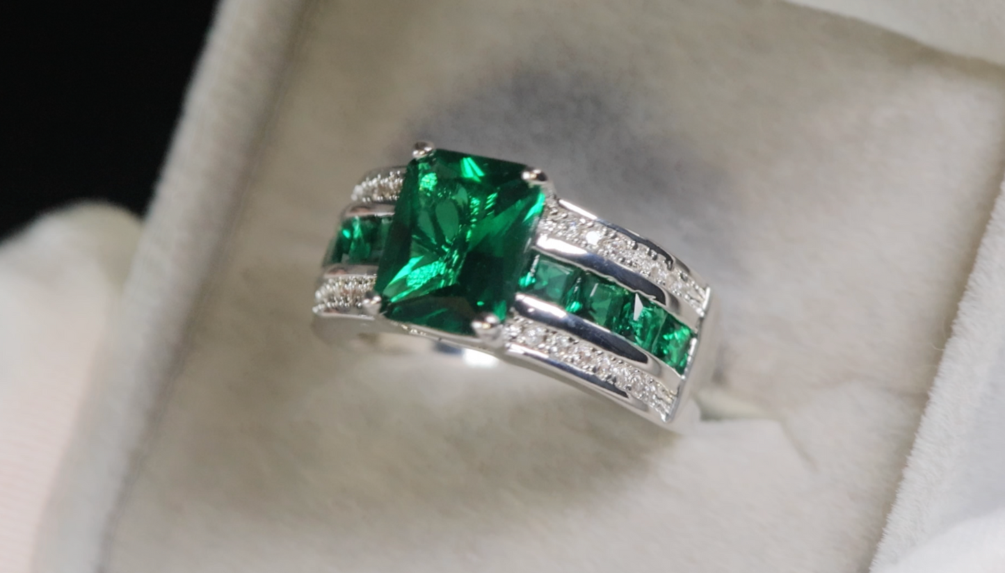 Green Emerald Ring | Green Diamond Ring | Big Green Diamond Ring