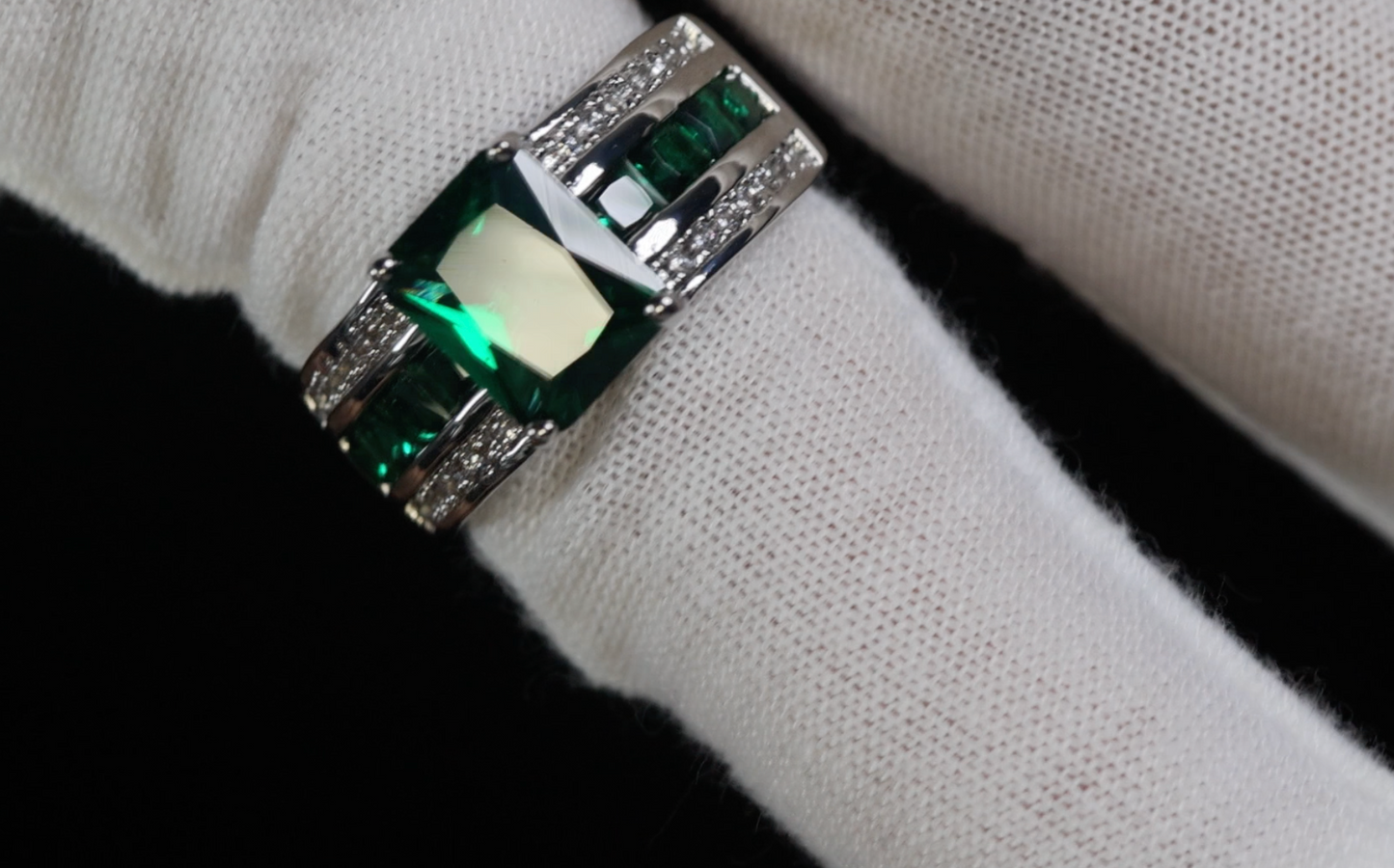 Green Emerald Ring | Green Diamond Ring | Big Green Diamond Ring