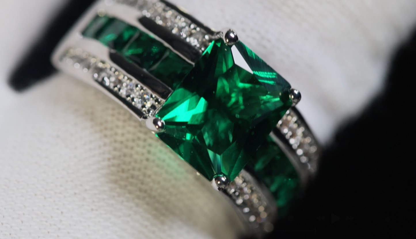 Green Emerald Ring | Green Diamond Ring | Big Green Diamond Ring