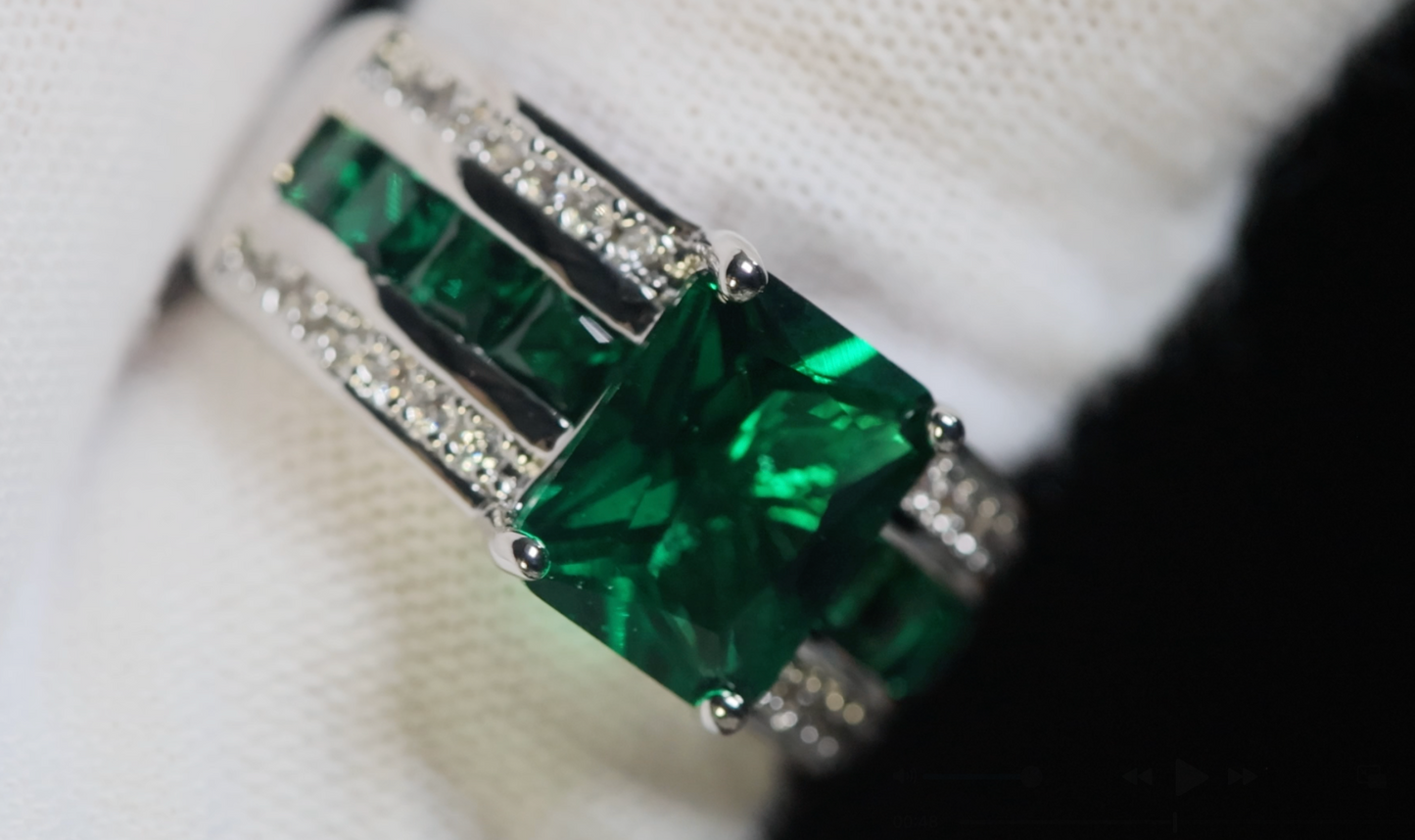 Green Emerald Ring | Green Diamond Ring | Big Green Diamond Ring