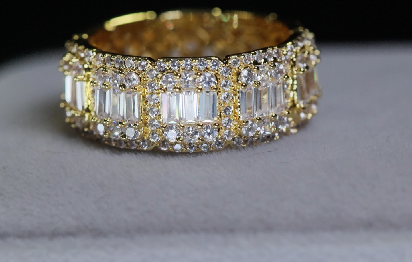 Mens Gold Wedding Ring