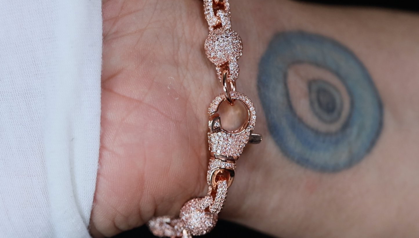 Rose gold bracelet with brown diamonds