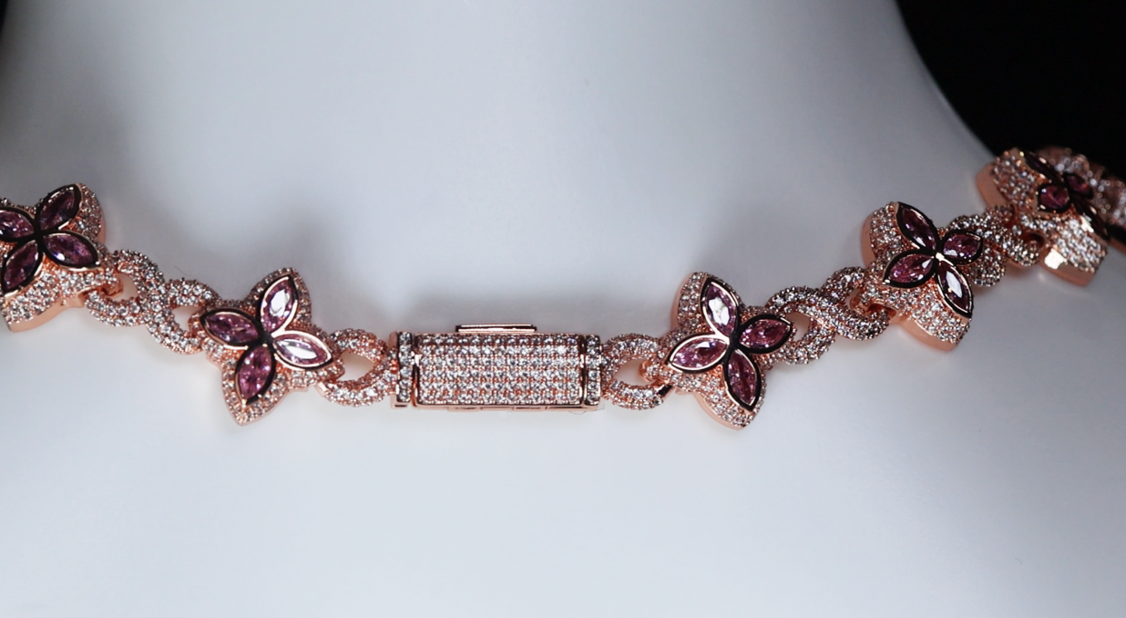 Rose Gold Pink Diamond Clover Chain