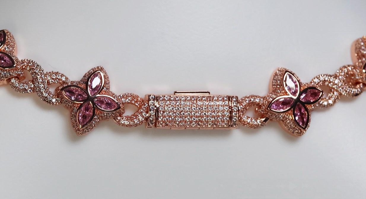 Rose Gold Pink Diamond Clover Chain