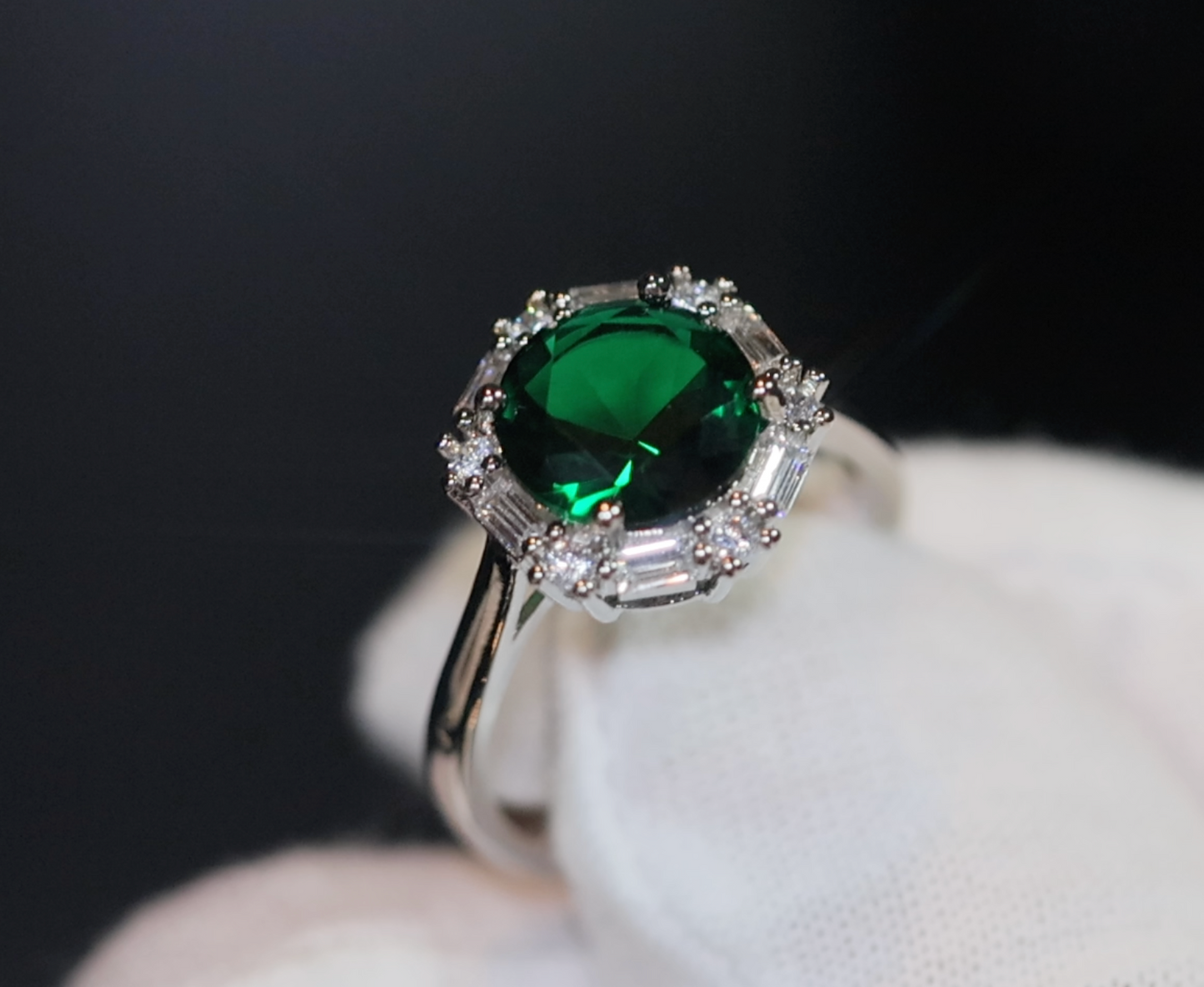 Green Diamond Ring | Green Diamond Engagement Ring