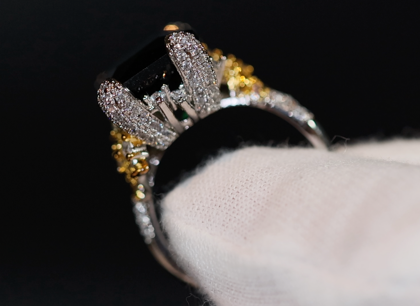 Green Diamond Engagement Ring | Big Emerald Ring