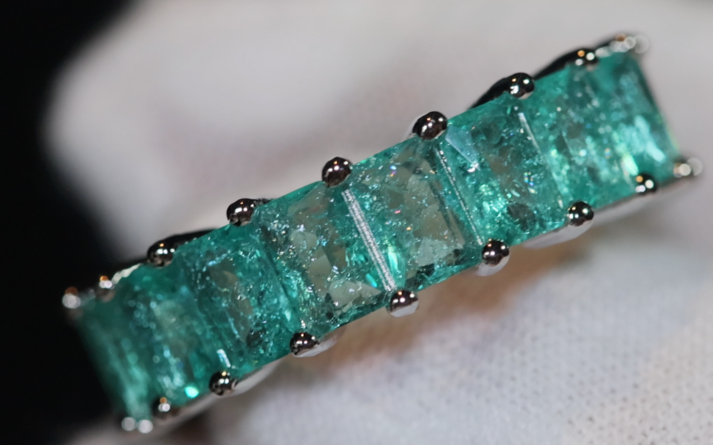 Eternity Ring | Green Diamond Ring | Green Diamond Engagement Rings