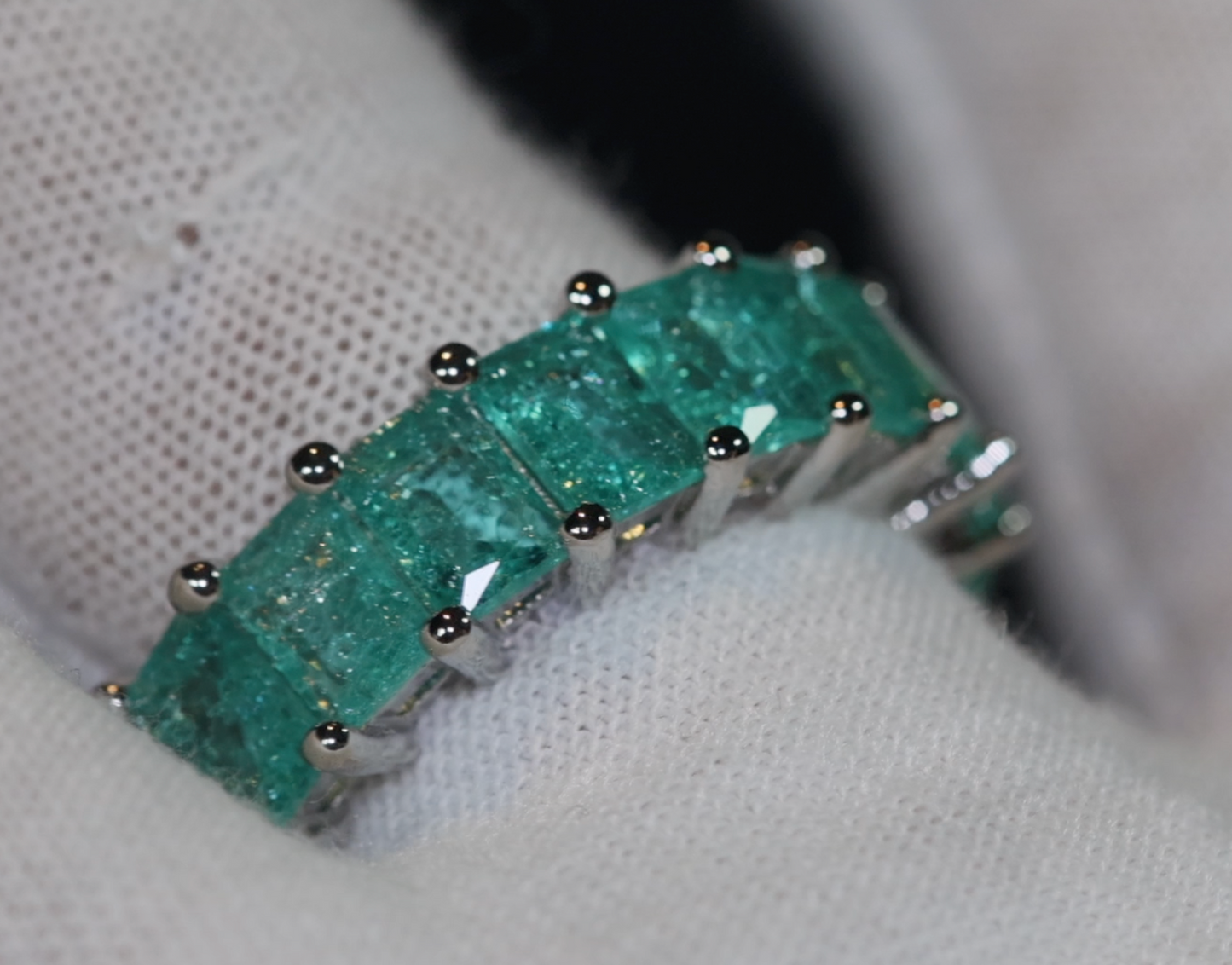 Eternity Ring | Green Diamond Ring | Green Diamond Engagement Rings