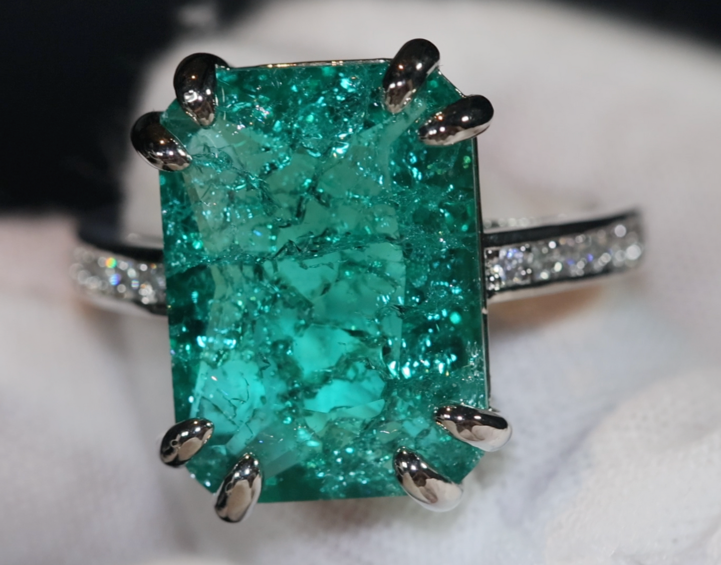 Green Diamond Engagement Rings | Crushed Diamond Ring | Womens Green Diamond Ring