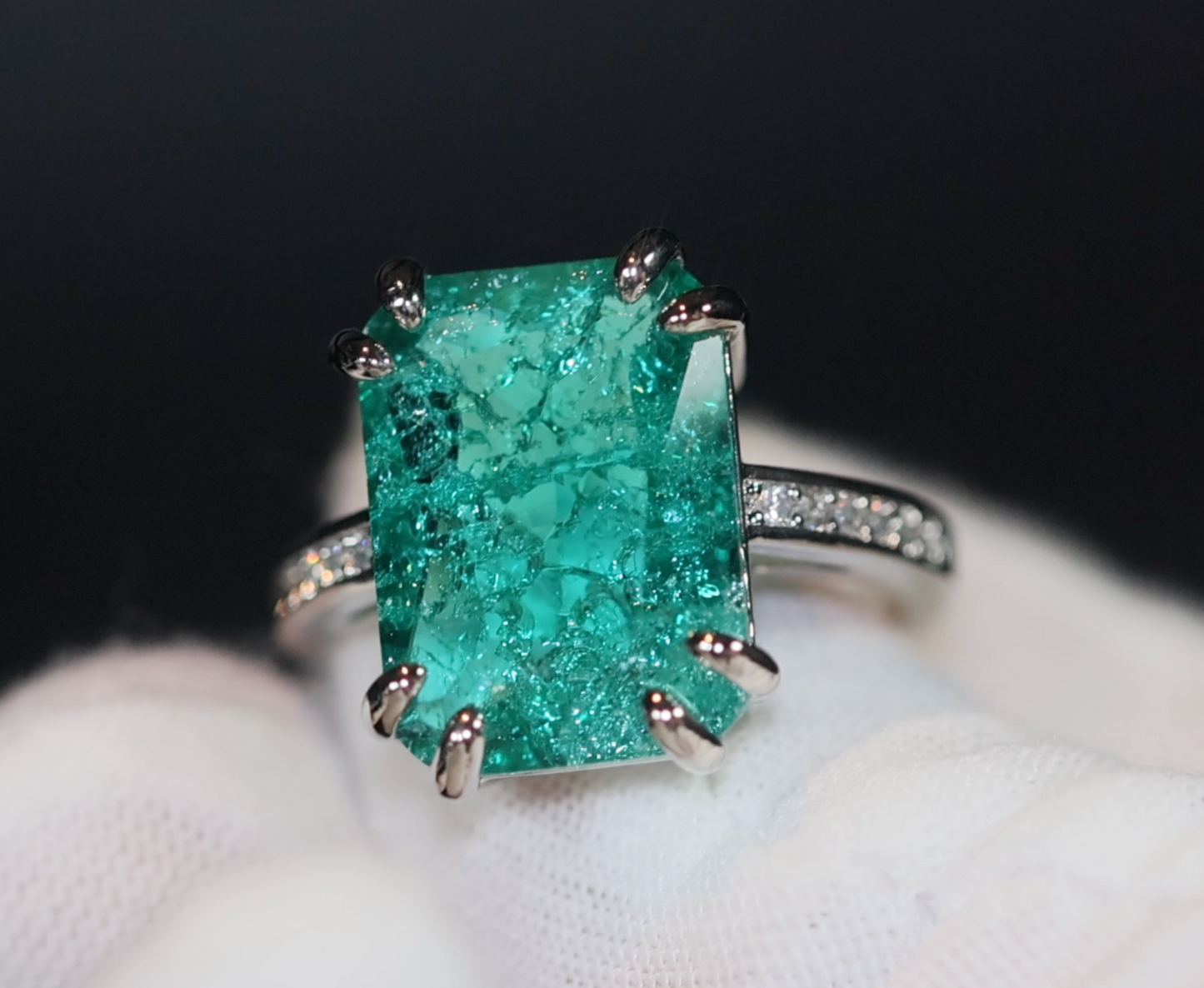 Green Diamond Engagement Rings | Crushed Diamond Ring | Womens Green Diamond Ring