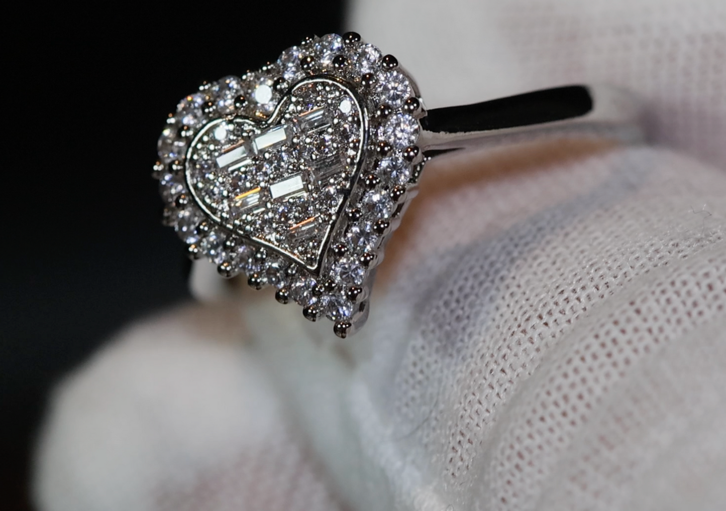 Baguette ring | Diamond heart ring | Diamond Heart Ring