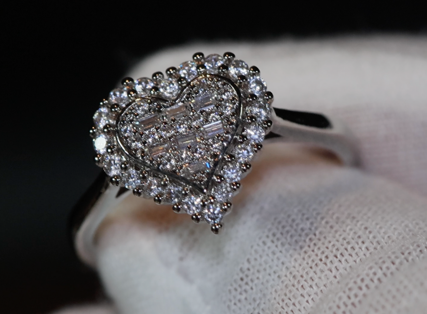 Baguette ring | Diamond heart ring | Diamond Heart Ring