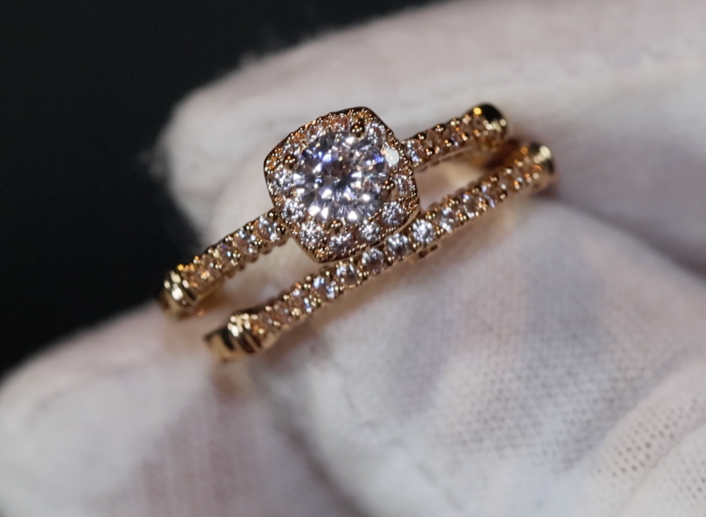 Womens Gold ring | Womens Gold Ring Set | Womens Gold Diamond Ring | Gold Ring with Diamonds | Gold Halo Engagement Ring | Halo Wedding Ring