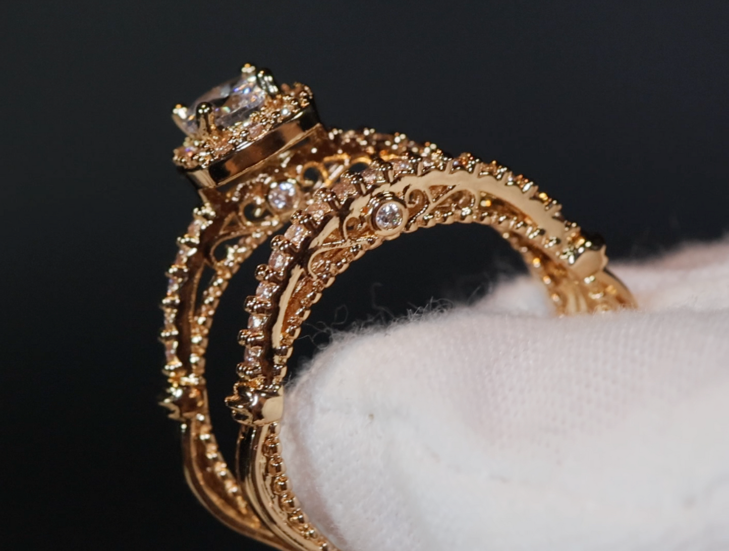 Womens Gold ring | Womens Gold Ring Set | Womens Gold Diamond Ring | Gold Ring with Diamonds | Gold Halo Engagement Ring | Halo Wedding Ring