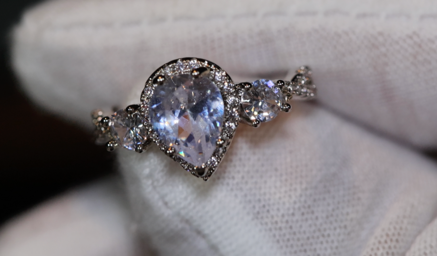 Womens Wedding Ring Set | Pear Cut Diamond Ring | Teardrop Ring