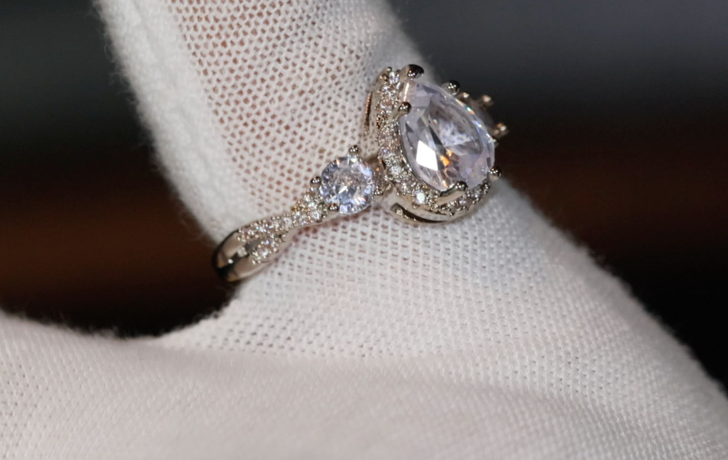 Womens Wedding Ring Set | Pear Cut Diamond Ring | Teardrop Ring