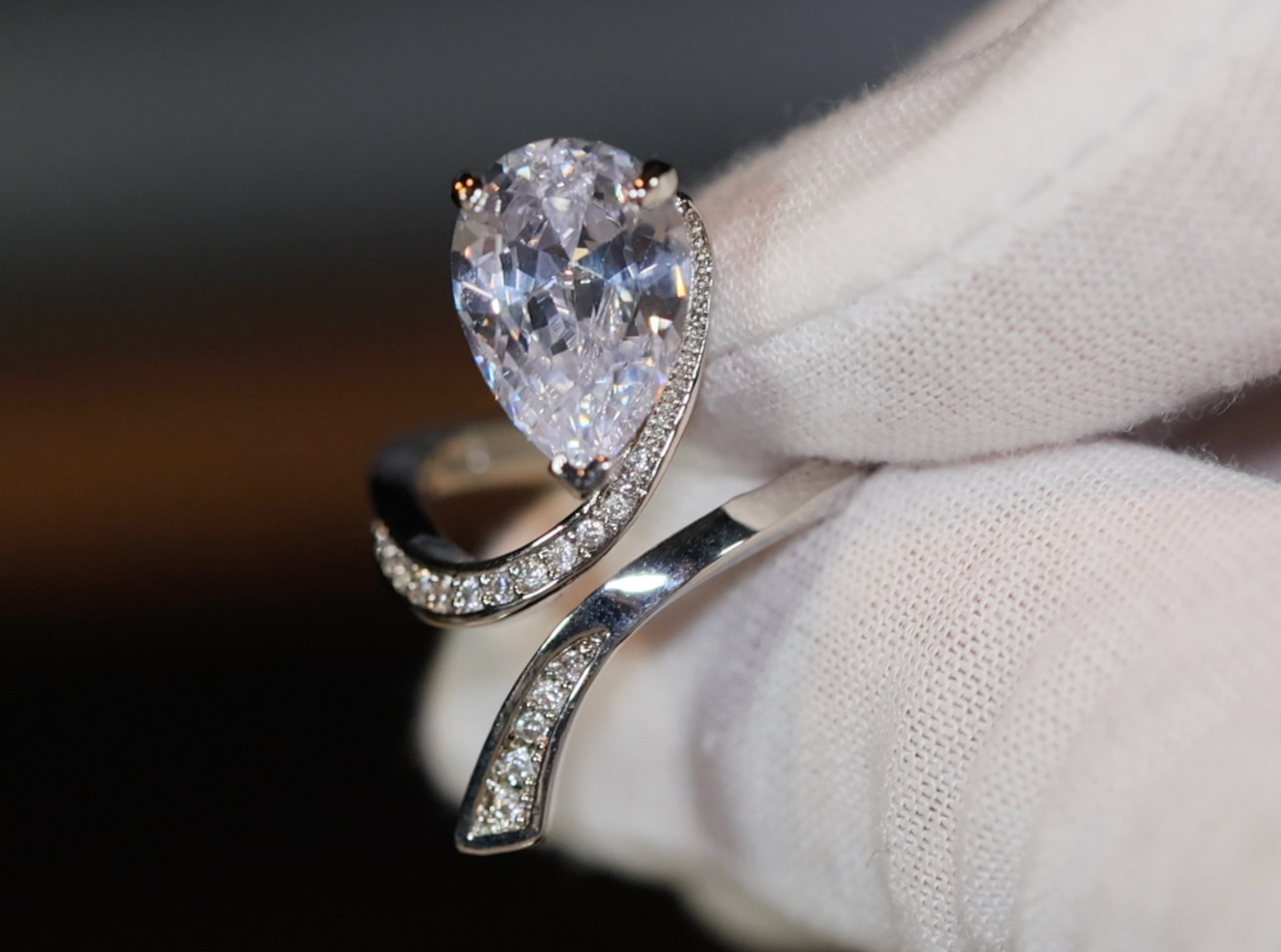 Teardrop Ring | Pear Cut Ring | Tear Drop ring | Pear shape ring | Teardrop Engagement Ring