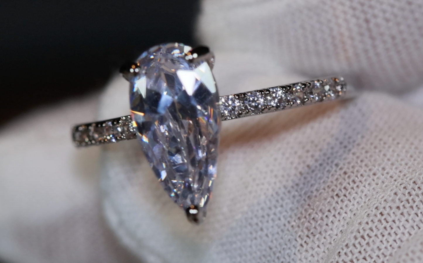 Teardrop Ring | Tear Drop ring | Pear shape ring | Pear Cut Ring