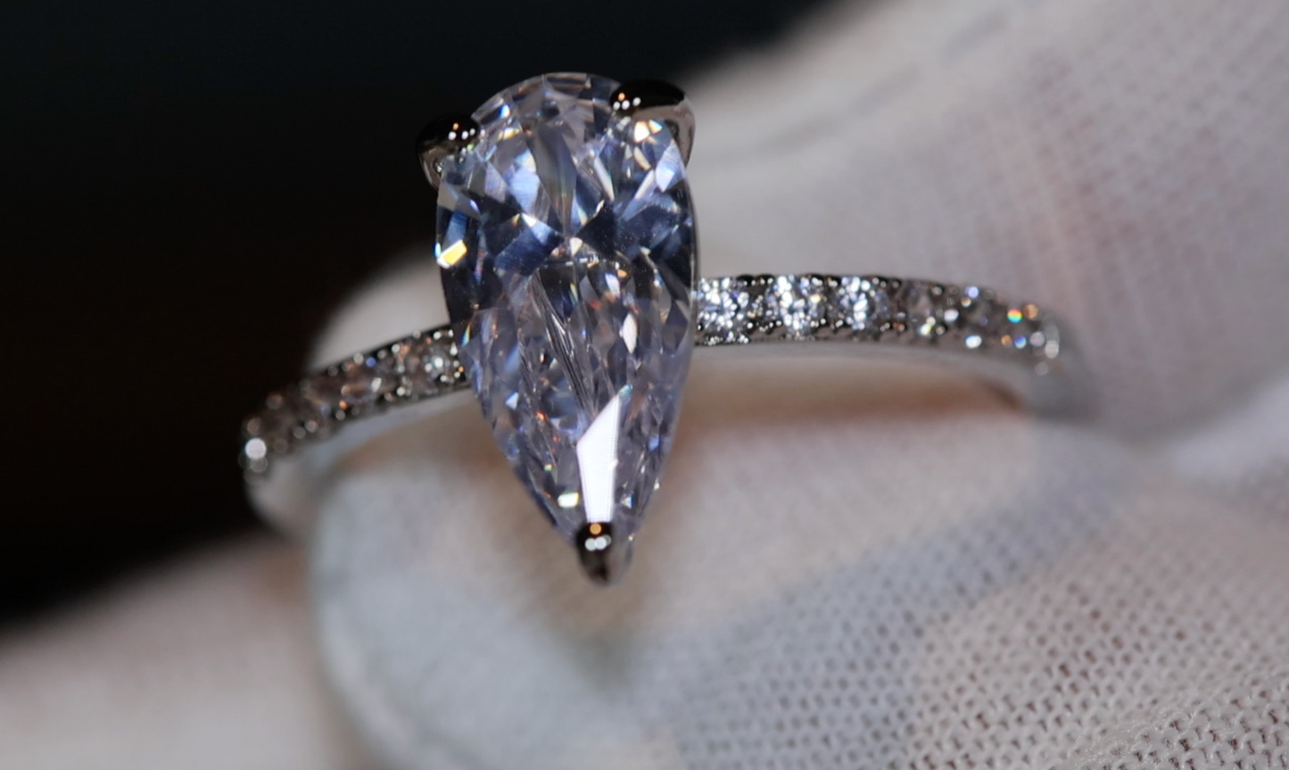 Teardrop Ring | Tear Drop ring | Pear shape ring | Pear Cut Ring