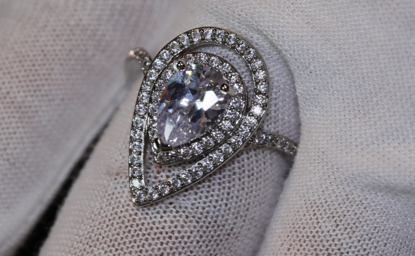 Teardrop Ring | Pear Cut Ring | Tear Drop ring | Pear shape ring