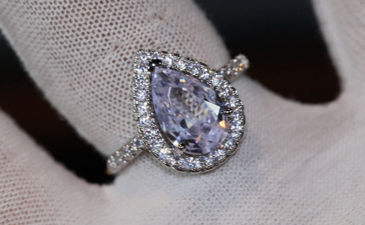 Womens Pear Cut Diamond Ring | Teardrop Engagement Rings | Pear Shaped Engagement Ring