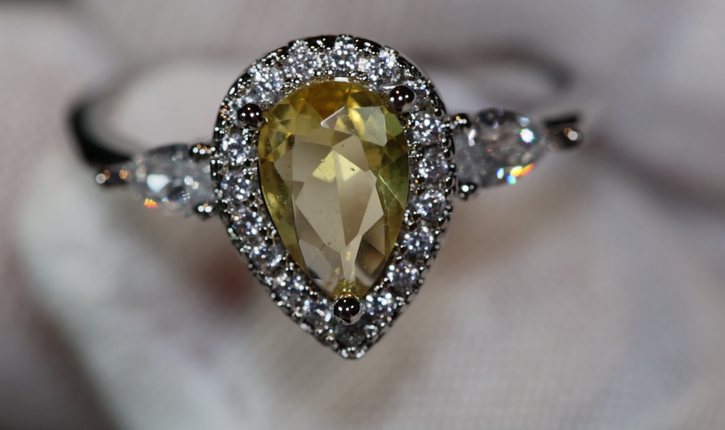 Teardrop Ring | Yellow Diamond Ring | Yellow Diamond Engagement Ring