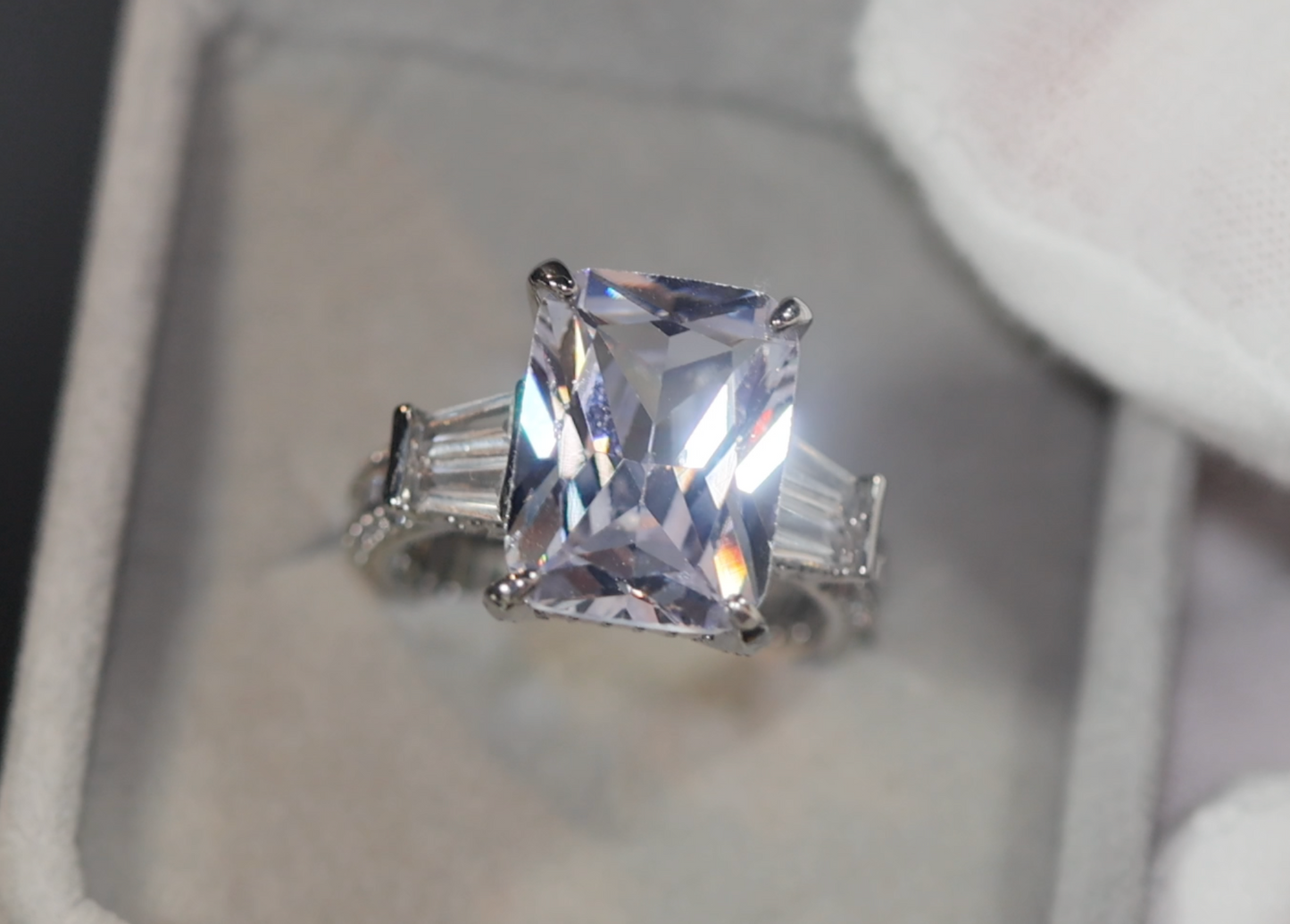 Engagement Ring | Big Womens Ring | Big Carat Ring | Emerald Engagement Ring | Big Diamond Ring | Engagement Rings | Big Diamond Rings