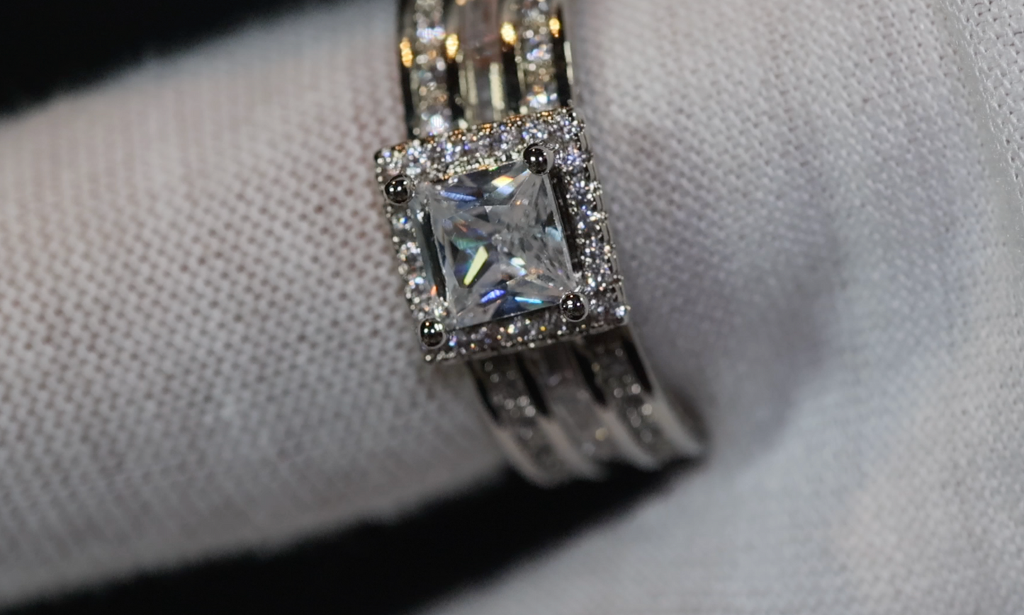 Engagement Ring | Baguette Diamond Ring