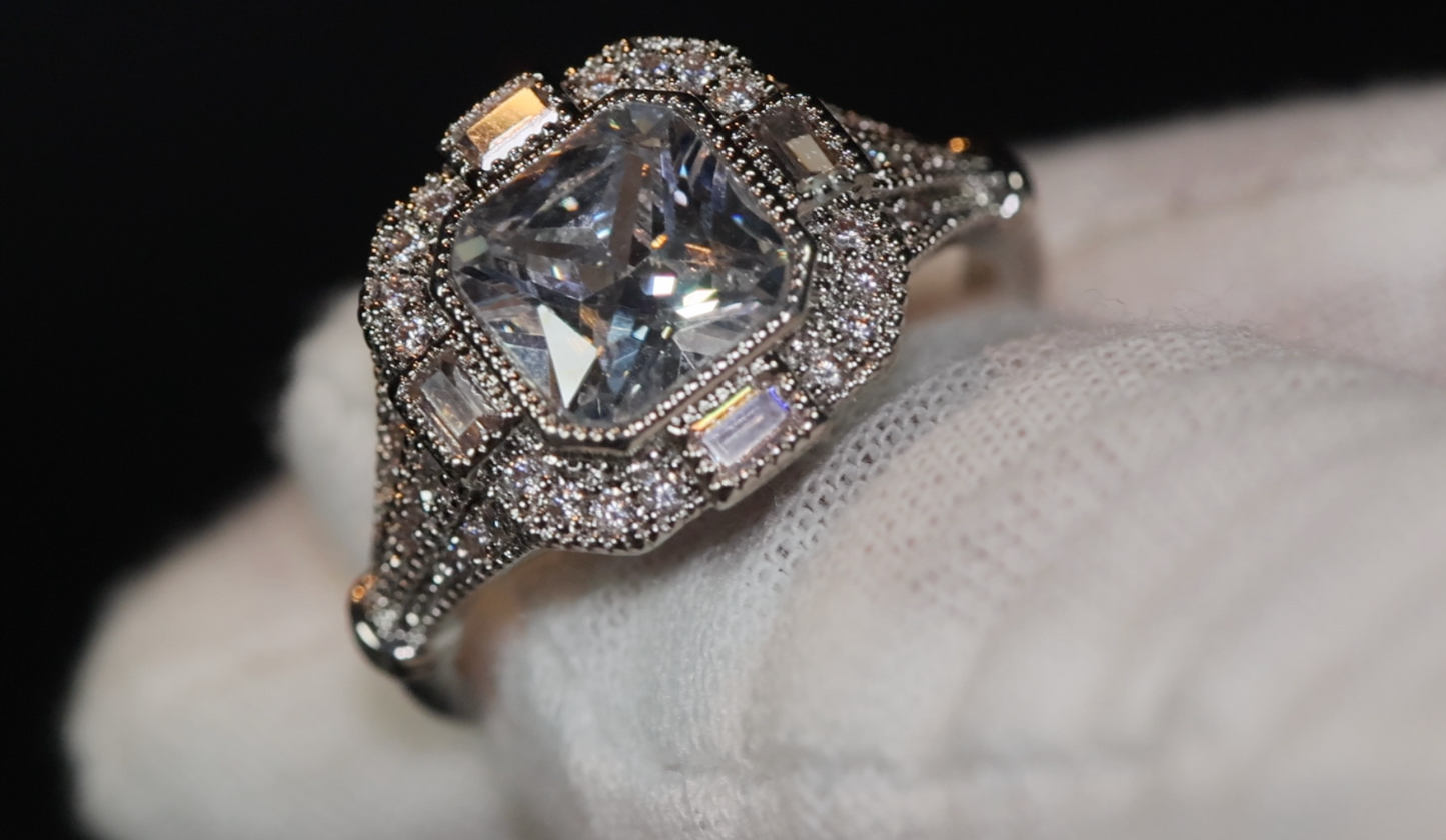 Vintage Diamond Ring | Womens Engagement Ring