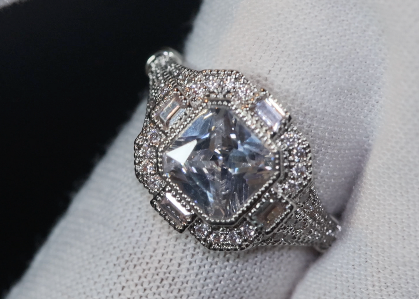 Vintage Diamond Ring | Womens Engagement Ring