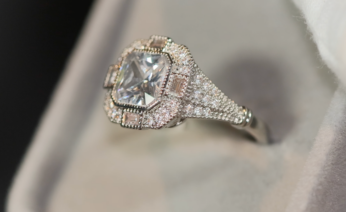 Vintage Diamond Ring | Womens Engagement Ring
