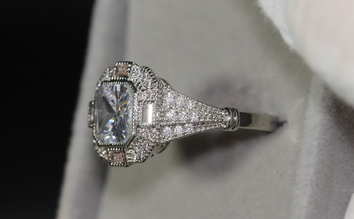 Vintage Diamond Ring | Womens Engagement Ring