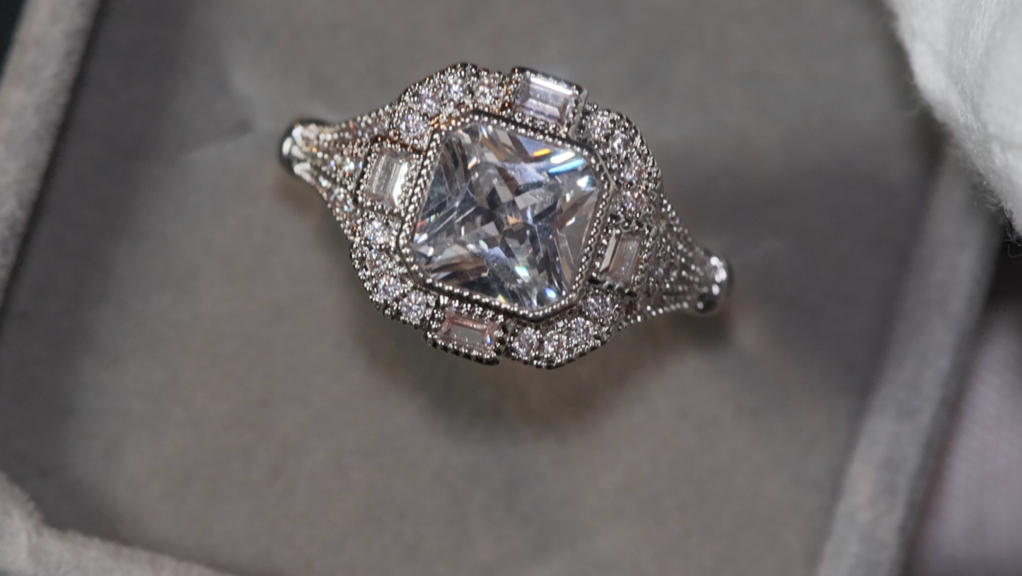 Vintage Diamond Ring | Womens Engagement Ring
