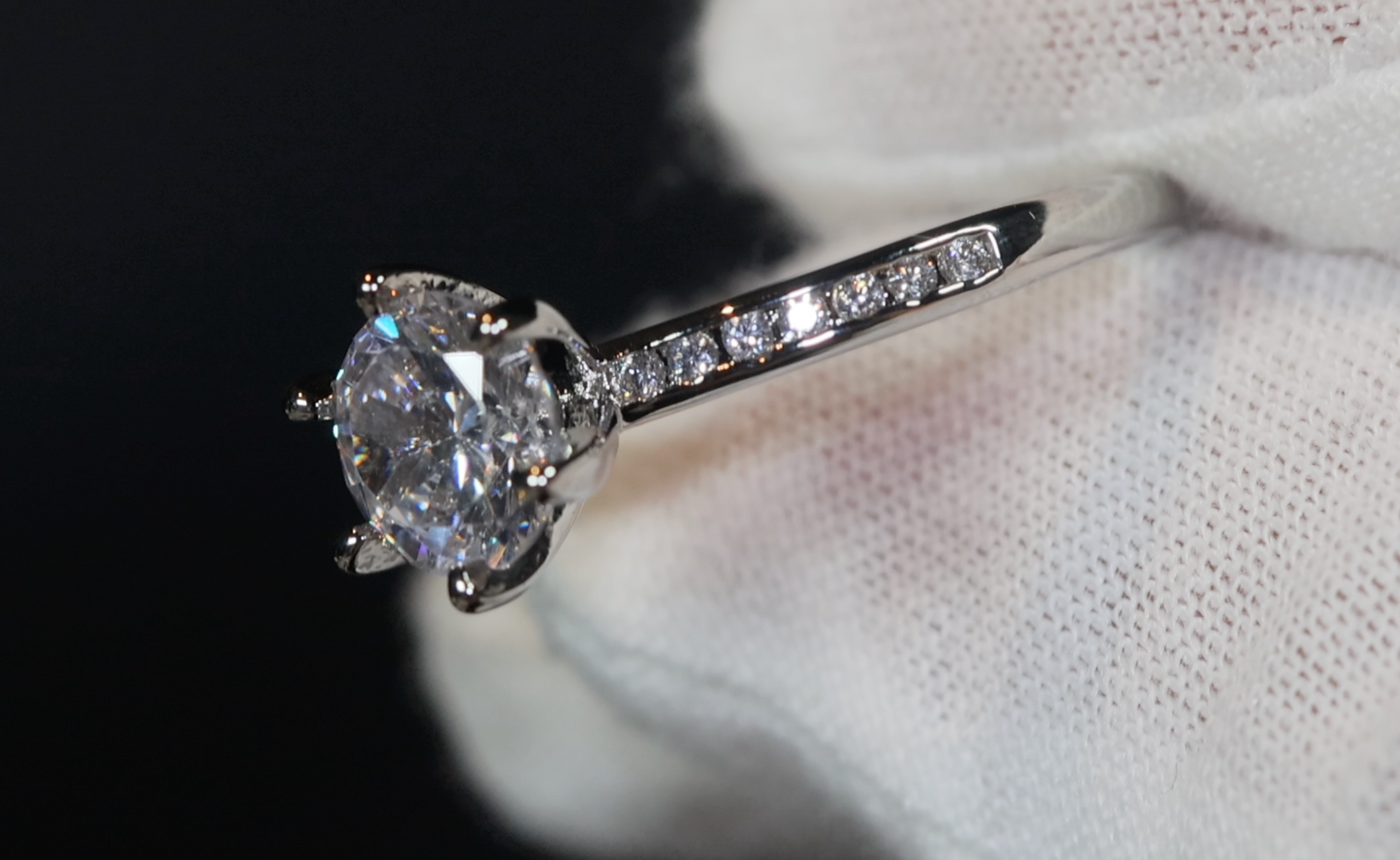 Diamond Engagement Ring | Round Diamond Engagement Ring | Womens Engagement Ring