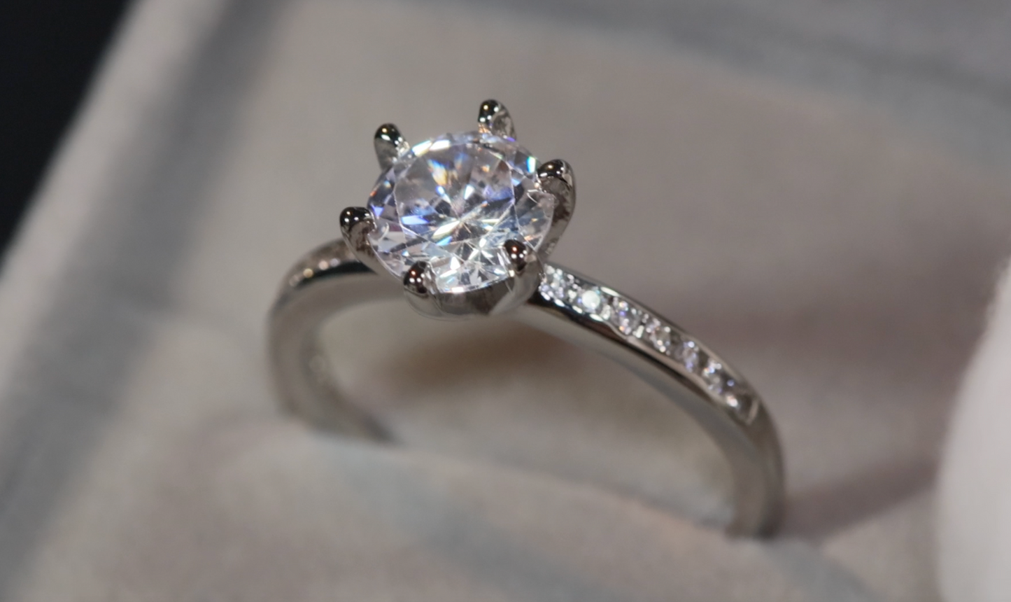 Diamond Engagement Ring | Round Diamond Engagement Ring | Womens Engagement Ring