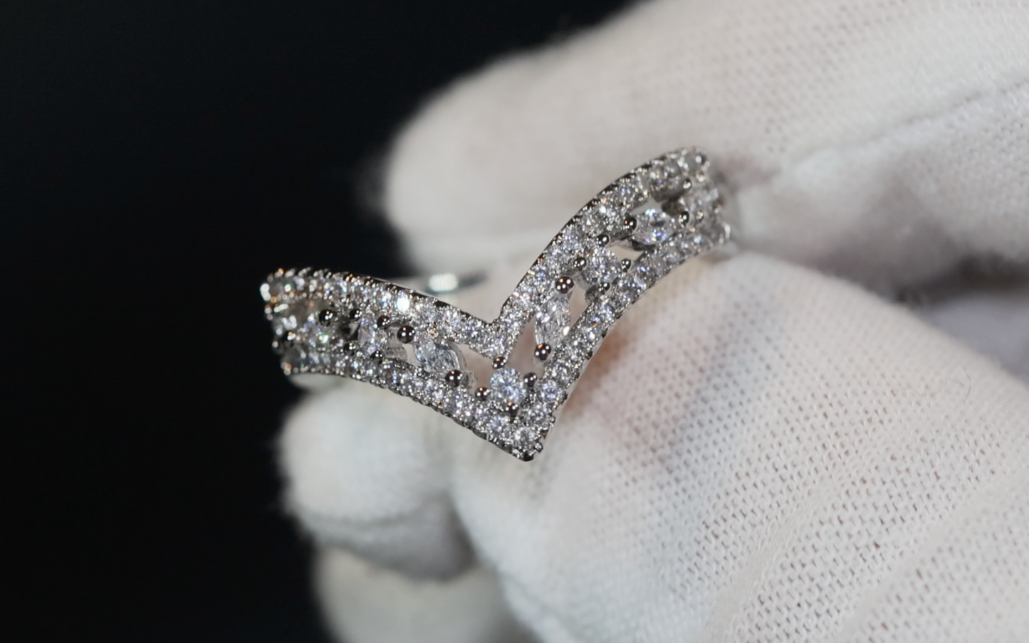 Wishbone Ring | Wishbone Engagement Ring | V Shape Engagement Ring | Wishbone Diamond Ring