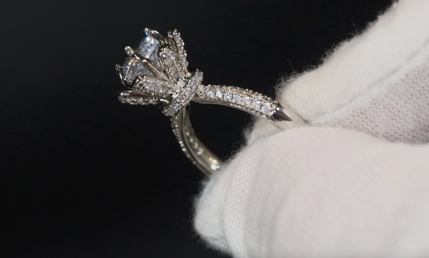 Womens Promise Ring | Womens Engagement Rings | Womens Wedding Ring