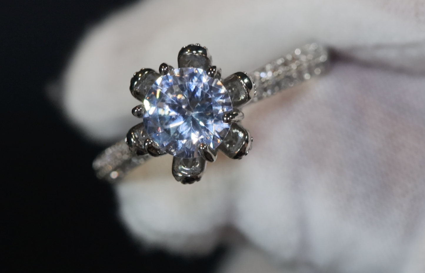 Womens Promise Ring | Womens Engagement Rings | Womens Wedding Ring