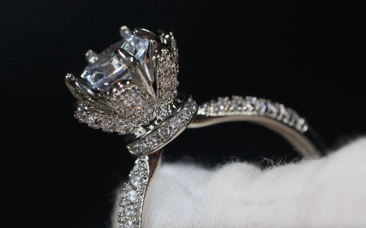 Womens Promise Ring | Womens Engagement Rings | Womens Wedding Ring