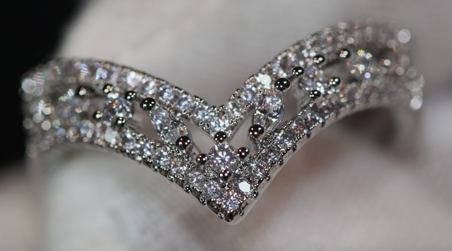 Wishbone Ring | Wishbone Engagement Ring | V Shape Engagement Ring | Wishbone Diamond Ring