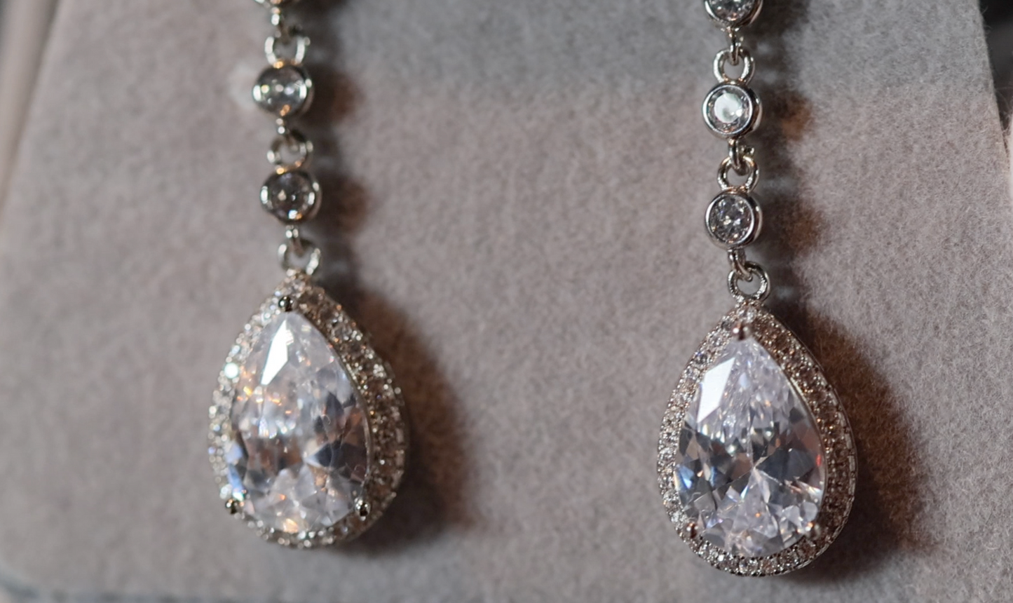 Teardrop Earrings | Womens Diamond Earrings | Pear Shape Earrings