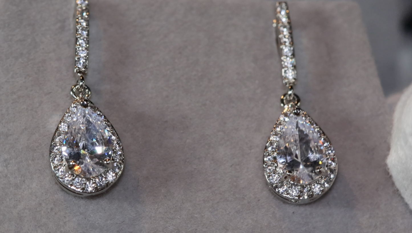 Teardrop Earrings | Womens Diamond Earrings | Pear Shape Earrings