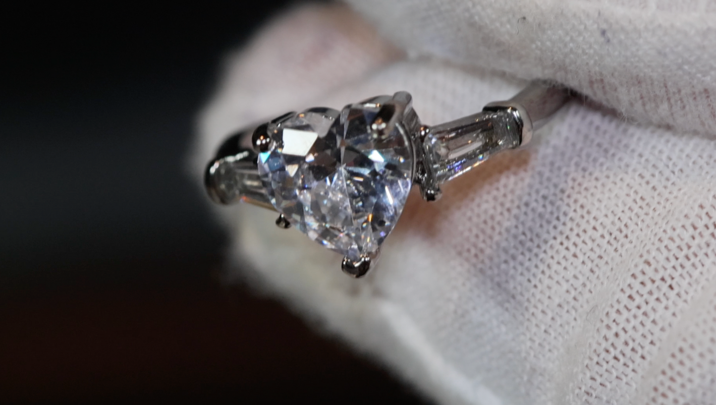 Diamond heart ring | Womens Heart Cut Diamond Ring