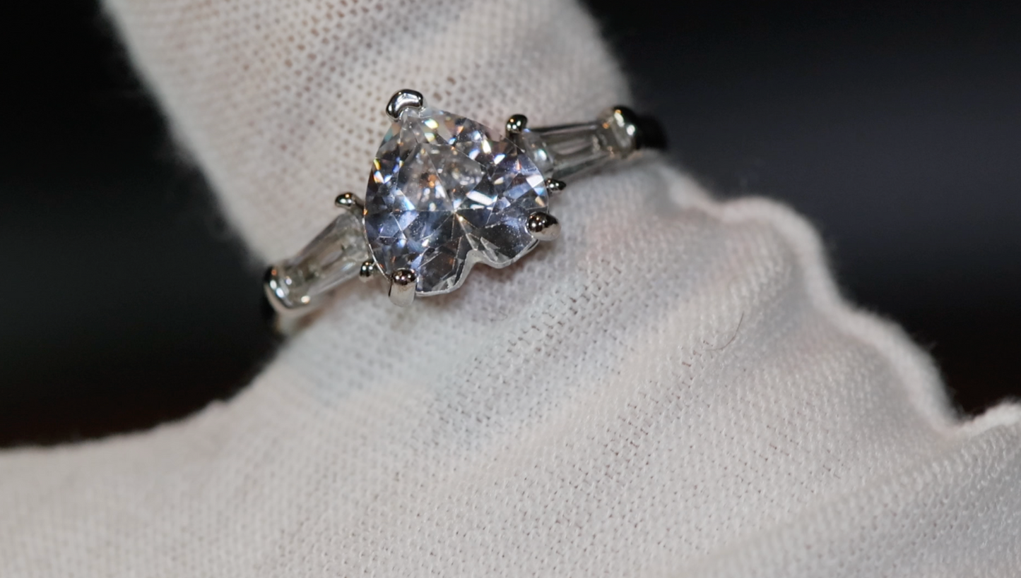 Diamond heart ring | Womens Heart Cut Diamond Ring