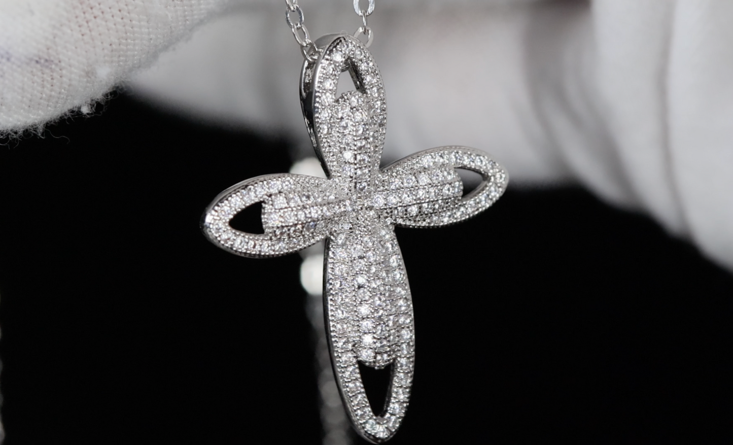 Cross necklace for Men | Cross Necklace Women | Cross Pendant and Necklace | Cross Chain for Men | Iced Out Cross Pendant