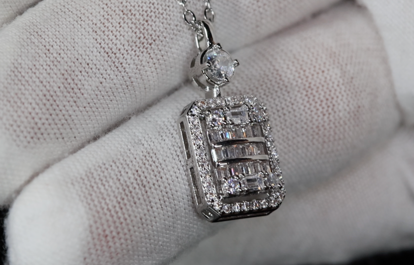 Wedding Necklace | Womens Baguette Diamond Pendant