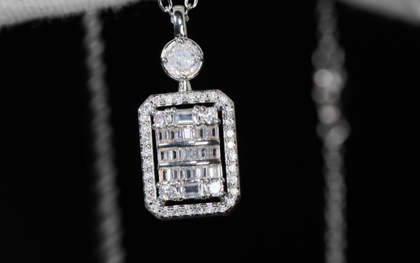 Wedding Necklace | Womens Baguette Diamond Pendant