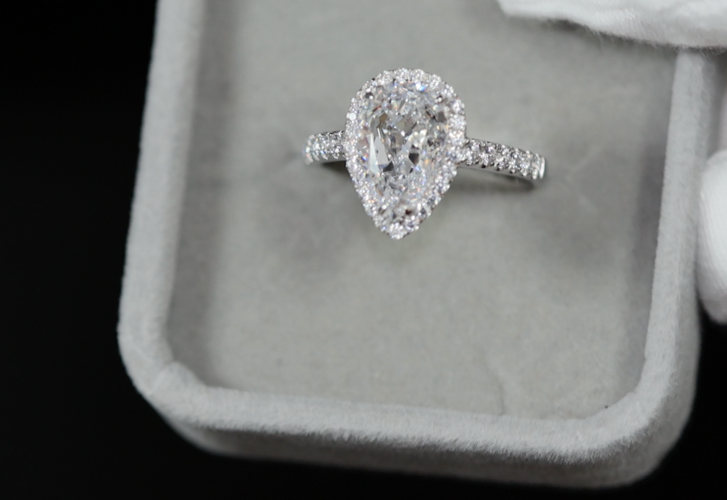 Womens Lab Grown Diamond Ring